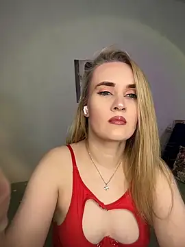 Snapshot of KiraBerht chatting on 02-12-26, 02:11 KiraBerht online show from 02-12-26, 02:11