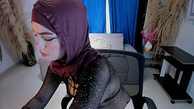 SofiaRivera1 online show from 06-14-26, 04:41