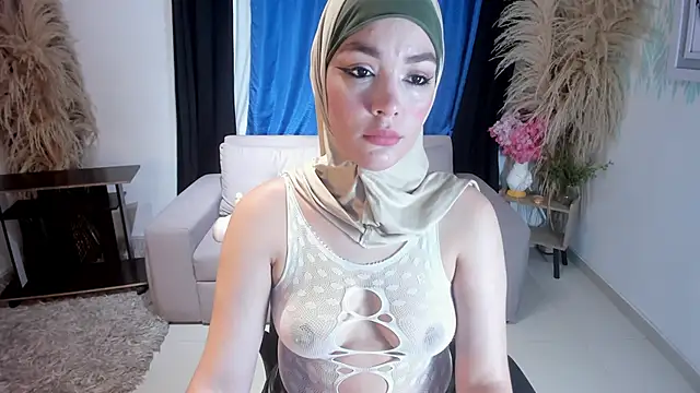 SofiaRivera1 online show from 06-18-26, 09:20