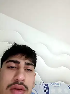 Snapshot of BichromeNonmetal chatting on 02-27-26, 11:37 BichromeNonmetal online show from 02-27-26, 11:37