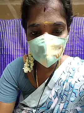 Snapshot of Tamil_Jillu chatting on 10-16-25, 07:55 Tamil Jillu online show from 10-16-25, 07:55