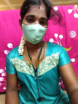 Snapshot of Tamil_Jillu chatting on 10-12-25, 04:03 Tamil Jillu online show from 10-12-25, 04:03