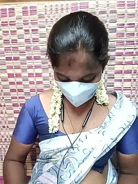 Snapshot of Tamil_Jillu chatting on 09-10-25, 06:23 Tamil Jillu online show from 09-10-25, 06:23