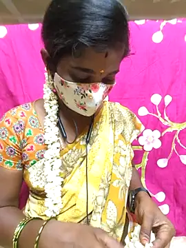 Snapshot of Tamil_Jillu chatting on 10-07-25, 04:30 Tamil Jillu online show from 10-07-25, 04:30