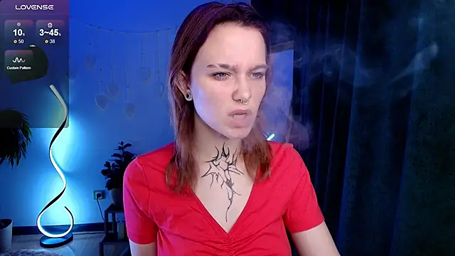 Snapshot of Elastikiss chatting on 09-20-25, 02:38 Elastikiss online show from 09-20-25, 02:38