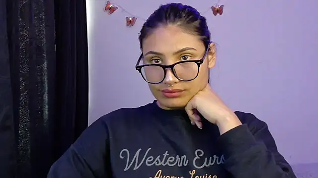 Linda andrew online show from 04-06-26, 04:30