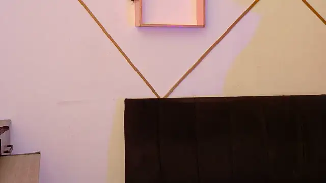 Linda andrew online show from 11-20-25, 07:03