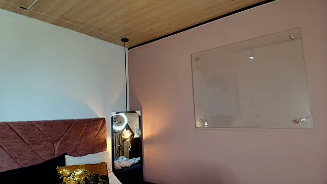 Snapshot of Hanna_Lee__ chatting on 02-04-26, 07:31 Hanna Lee online show from 02-04-26, 07:31