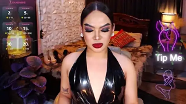 GODDESSHUGECOCKANDREA online show from 05-07-26, 05:16