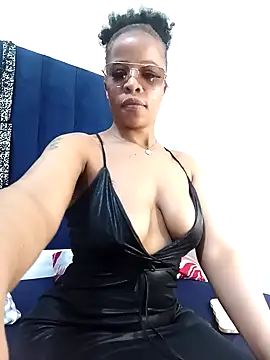 Stacy Dashh online show from 10-11-25, 04:24