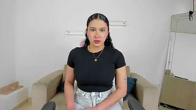 april smiith online show from 11-28-25, 12:16