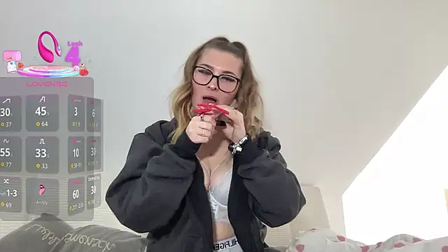 coupleonX2024 online show from 02-13-26, 01:00