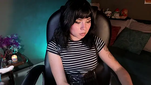 GaiaJoness online show from 11-27-25, 07:14