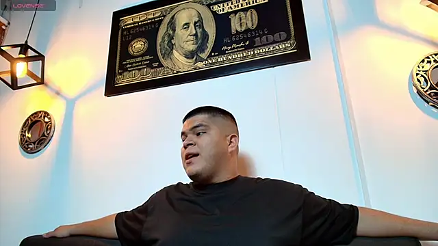 Snapshot of naomi_campbel_ chatting on 02-06-26, 08:38 naomi campbel online show from 02-06-26, 08:38