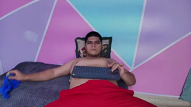 Snapshot of naomi_campbel_ chatting on 02-18-26, 08:38 naomi campbel online show from 02-18-26, 08:38