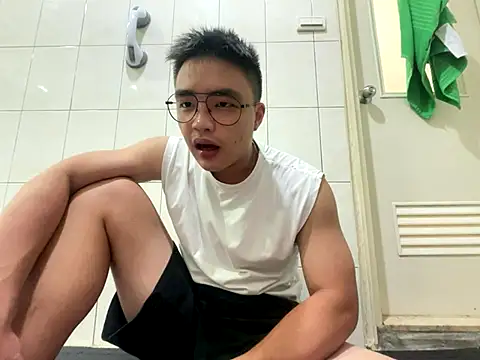 greenteazhang online show from 11-04-25, 05:06