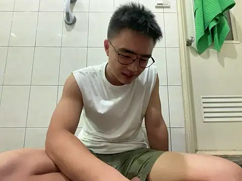greenteazhang online show from 11-07-25, 04:44