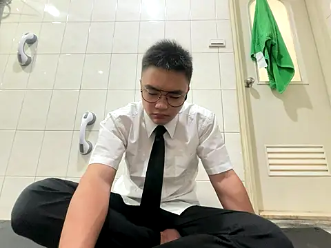 greenteazhang online show from 11-24-25, 03:12