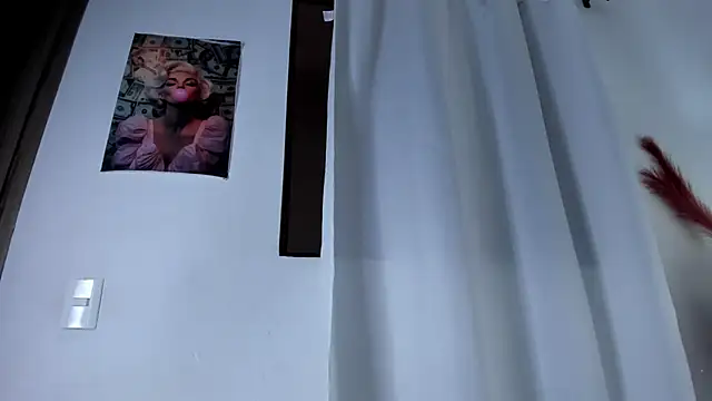 Snapshot of guadalupe21_ chatting on 02-06-26, 06:59 guadalupe21 online show from 02-06-26, 06:59