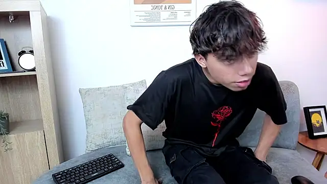 Honeymoon sariel online show from 11-28-25, 08:42