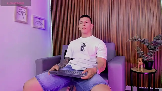 Thomas moon online show from 03-21-26, 02:21