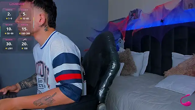 Thomas moon online show from 10-20-25, 01:00