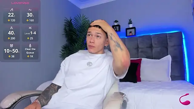 Thomas moon online show from 04-01-26, 01:23