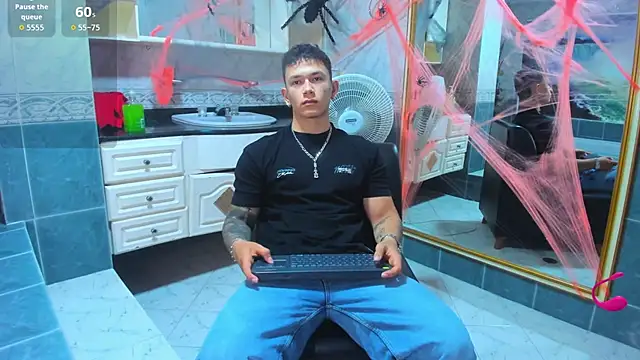 Thomas moon online show from 10-17-25, 11:01