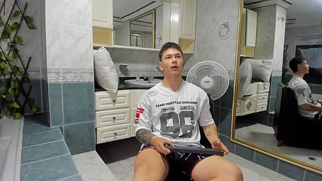 Thomas moon online show from 09-11-25, 12:16