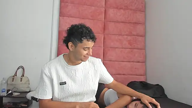 HellAndDante  online show from 09-18-25, 09:07