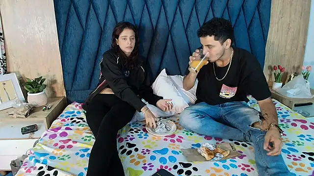 HellAndDante  online show from 12-02-25, 01:17