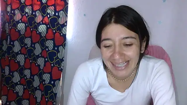 Madow Lu online show from 11-23-25, 01:54