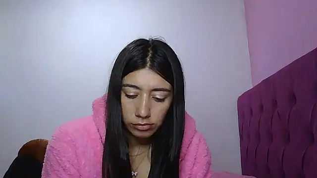 Madow Lu online show from 10-24-25, 01:10