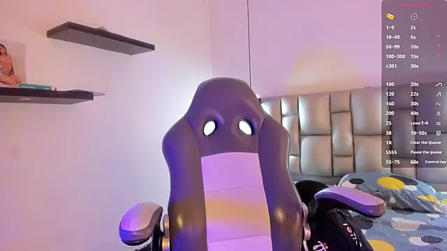 Elowen Clark online show from 03-20-26, 10:00