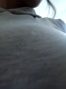 Elowen Clark online show from 10-01-25, 07:29