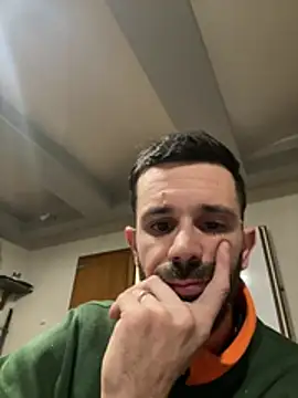 lolo7121 online show from 02-11-26, 05:35