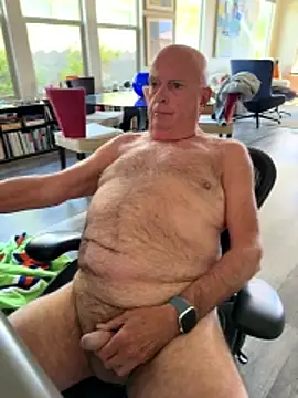 jimmy94595 online show from 12-02-25, 09:49