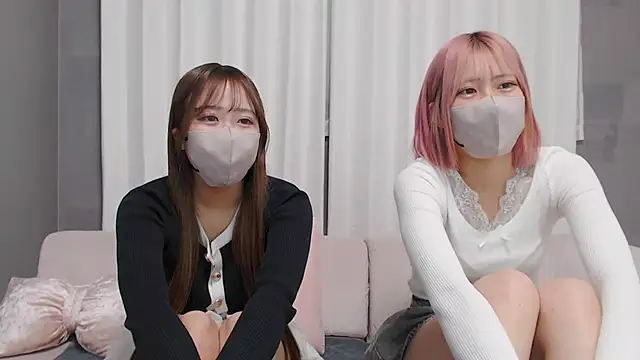  YUI CHAN  online show from 11-15-25, 11:14