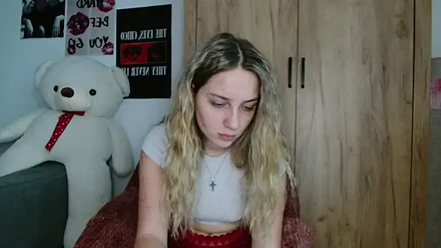 ScarlettSmithX online show from 09-11-25, 05:29