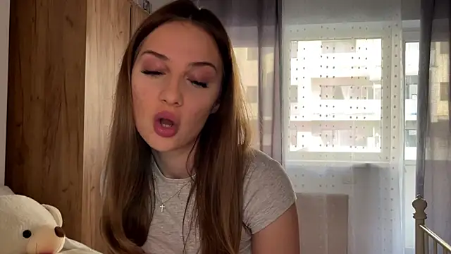 ScarlettSmithX online show from 05-24-26, 04:34