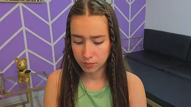 Adhara Kitten online show from 03-12-26, 12:42