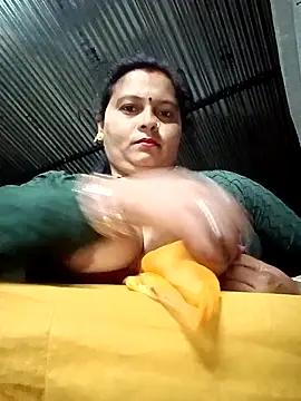 Snapshot of Hot_komal1 chatting on 05-22-26, 09:35 Hot komal1 online show from 05-22-26, 09:35