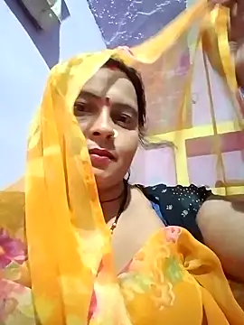 Snapshot of Hot_komal1 chatting on 04-23-26, 10:33 Hot komal1 online show from 04-23-26, 10:33