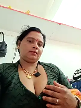 Snapshot of Hot_komal1 chatting on 06-12-26, 09:40 Hot komal1 online show from 06-12-26, 09:40