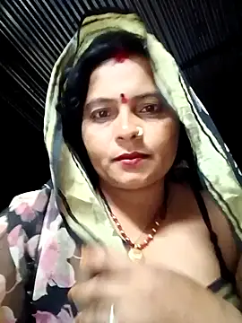Snapshot of Hot_komal1 chatting on 06-13-26, 06:50 Hot komal1 online show from 06-13-26, 06:50