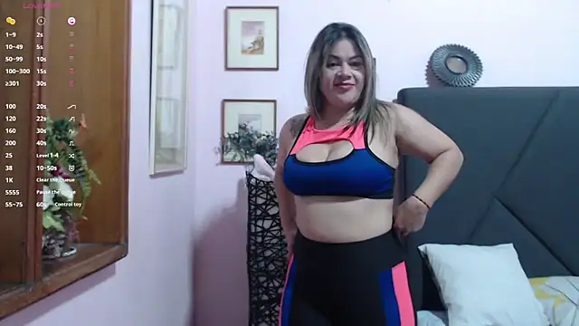 pamela echeverria online show from 09-29-25, 10:33