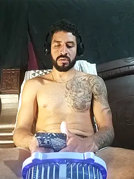 Alexsexygamer online show from 12-19-25, 08:11