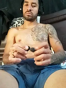 Alexsexygamer online show from 11-17-25, 12:42