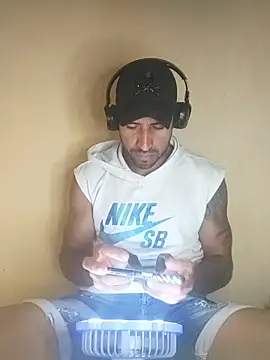 Alexsexygamer online show from 11-13-25, 03:10