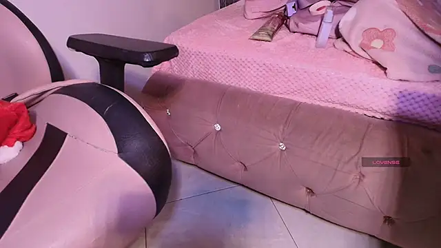 Terraelowen online show from 11-08-25, 11:47